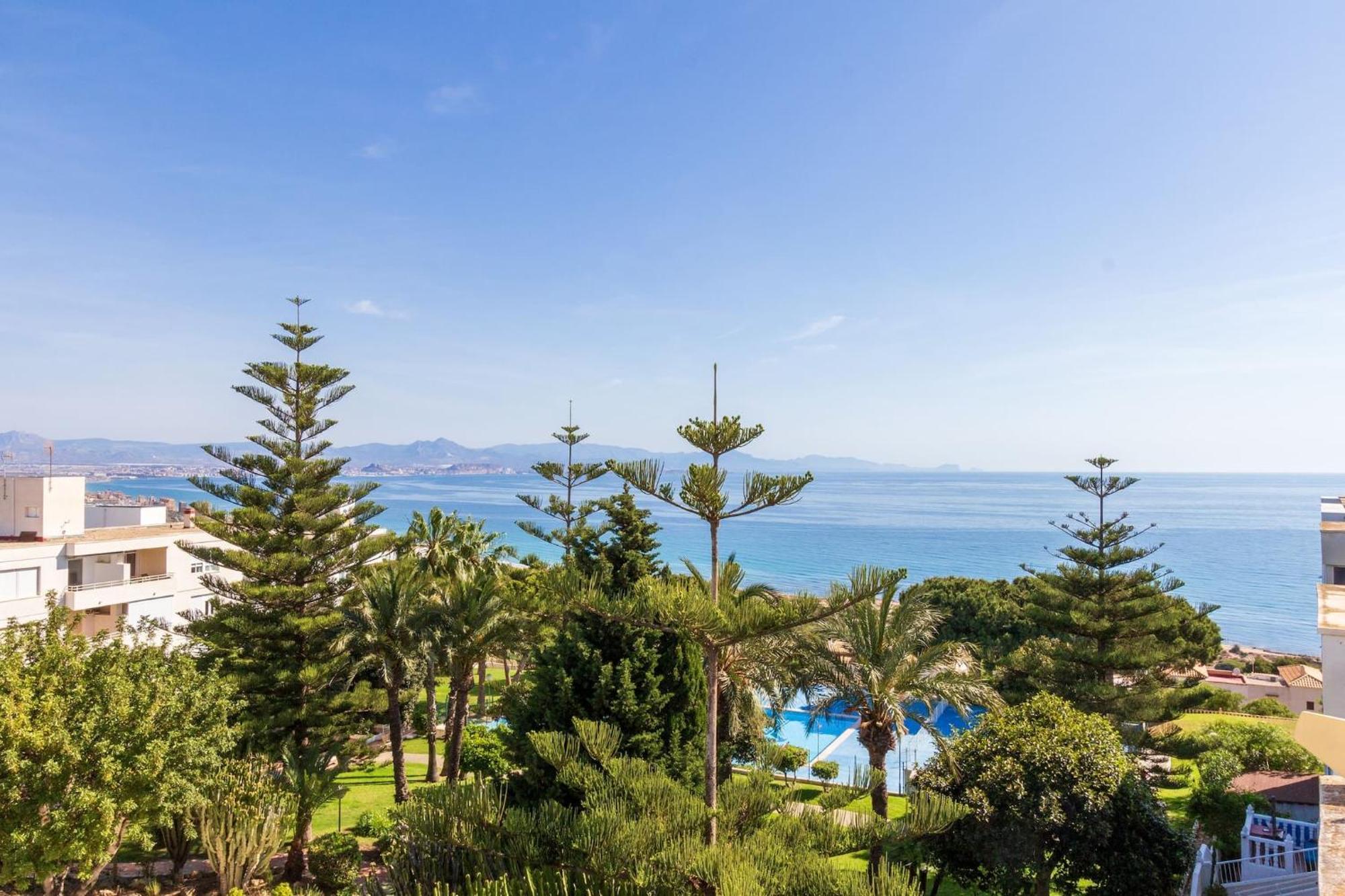 The Silence - Style, And Pool * Gran Alacant